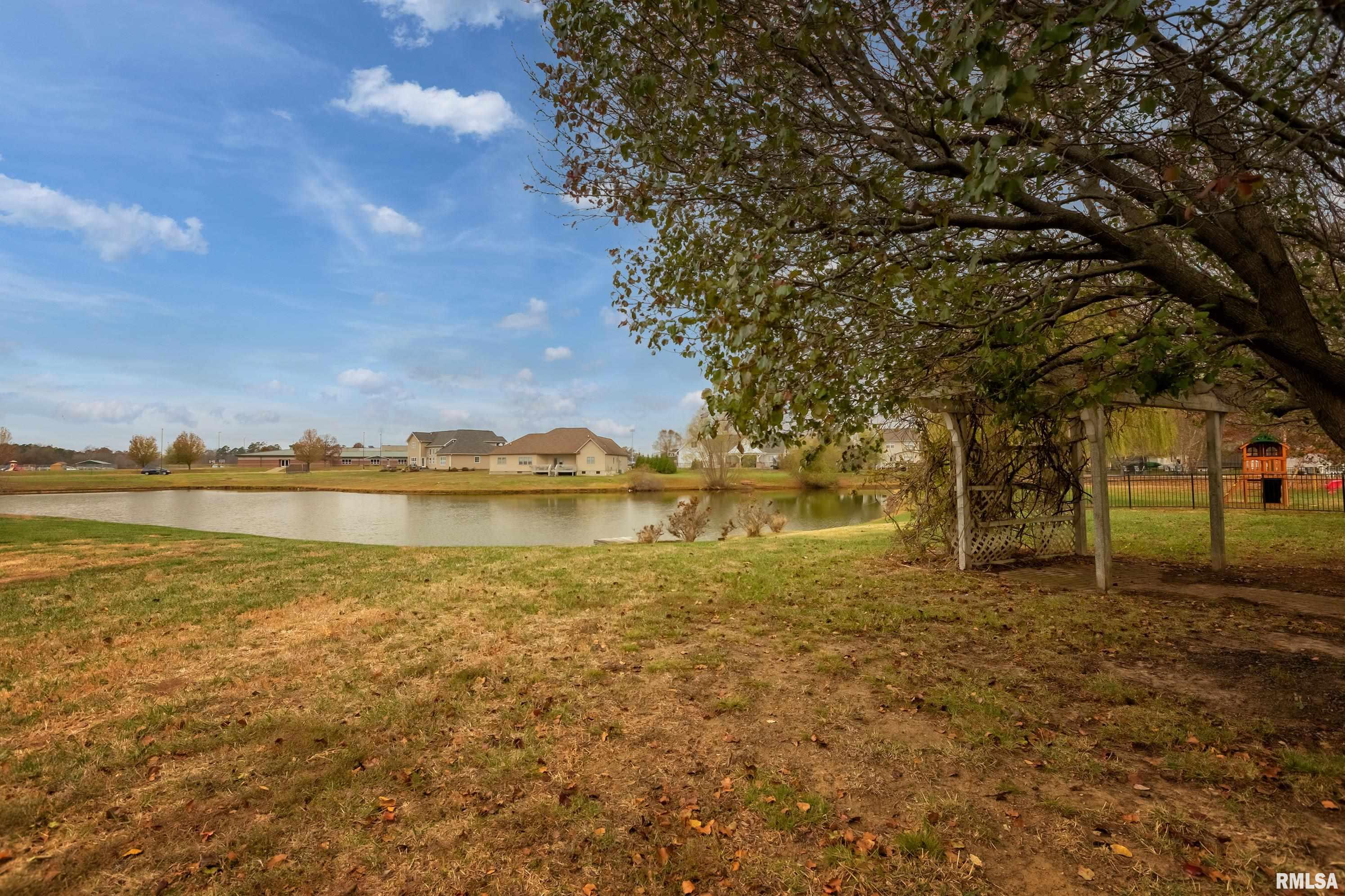 305 Twin Lakes Road Carterville, IL 62918 - Photo 38 of 45 Gallery Image 38