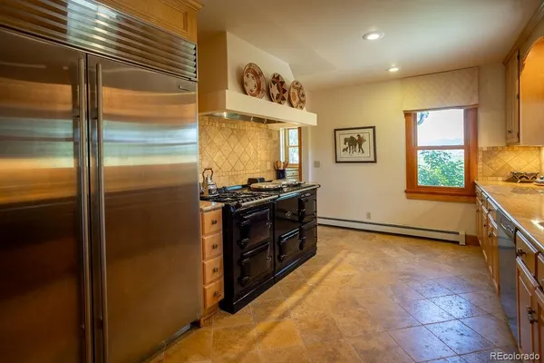 $4,000,000 | 2490 County Road 1A, Cotopaxi, CO 81223