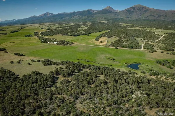 $4,000,000 | 2490 County Road 1A, Cotopaxi, CO 81223
