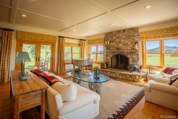 $4,000,000 | 2490 County Road 1A, Cotopaxi, CO 81223