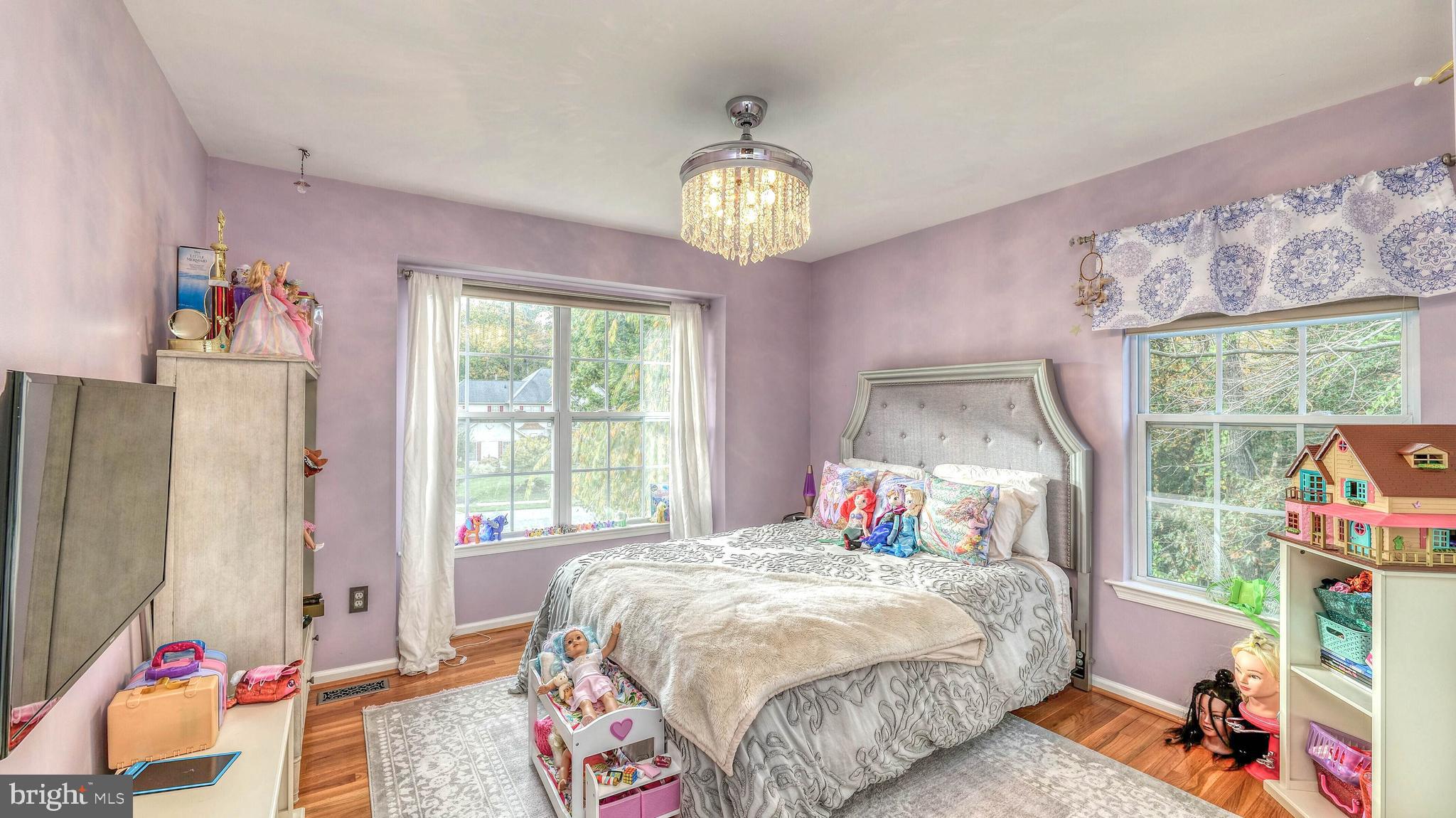 107 Millstone Way Monroeville, NJ 08343 - Photo 24 of 40 a bedroom with a bed and a window