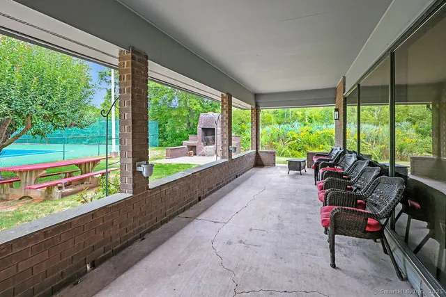 $1,700 | 85 Oxbow Drive, Unit C7, Glastonbury, CT 06033