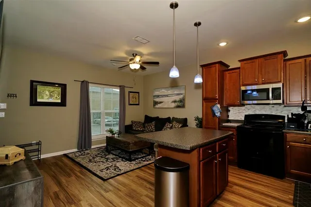 $3,000 | 1992 Greencastle Lane, Tallahassee, FL 32304