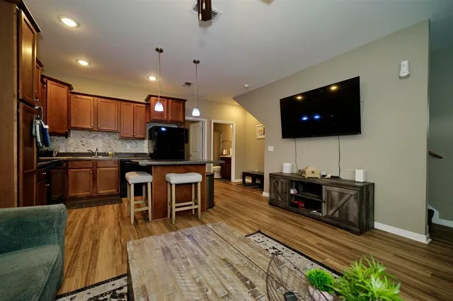 $3,000 | 1992 Greencastle Lane, Tallahassee, FL 32304