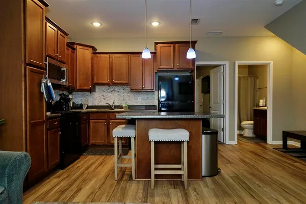 $1,100 | 1992 Greencastle Lane, Tallahassee, FL 32304