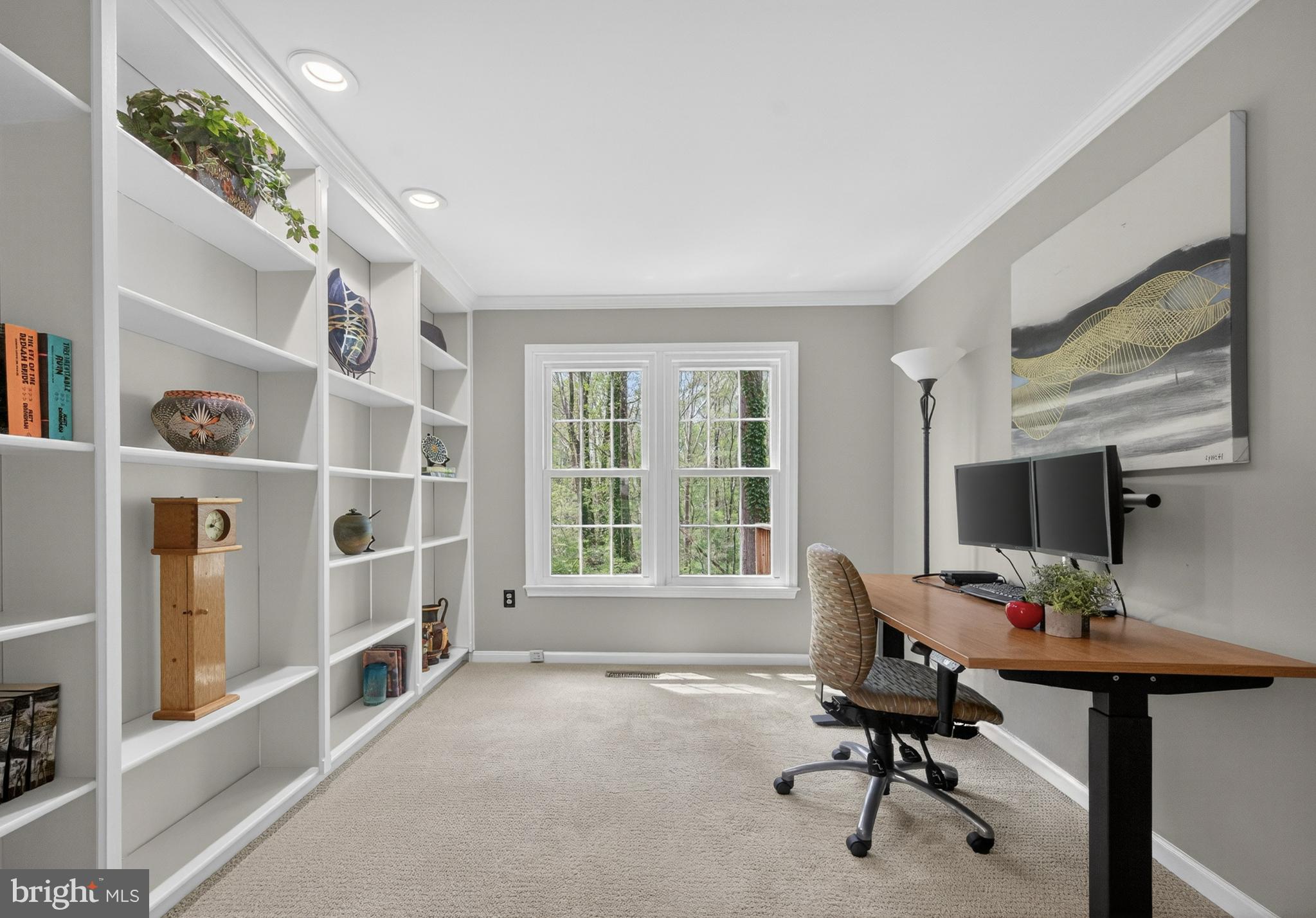 2906 Oakton Ridge Circle Oakton, VA 22124 - Photo 16 of 42 a workspace with furniture and a window