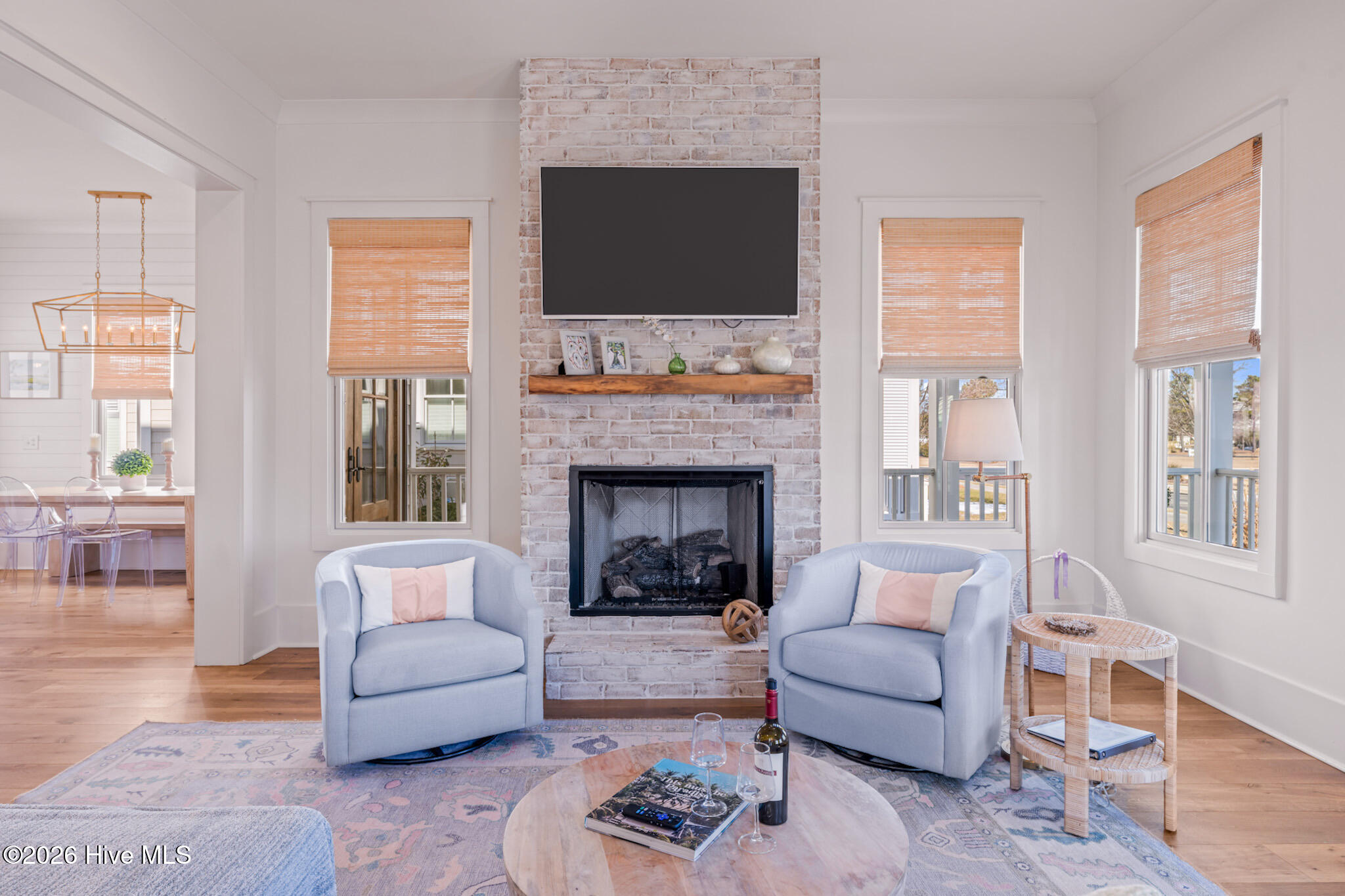 72 Boathouse Road Oriental, NC 28571 - Photo 11 of 40 Living Room 03