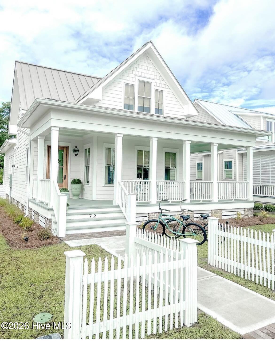 72 Boathouse Road Oriental, NC 28571 - Photo 4 of 40 72 BHR Front