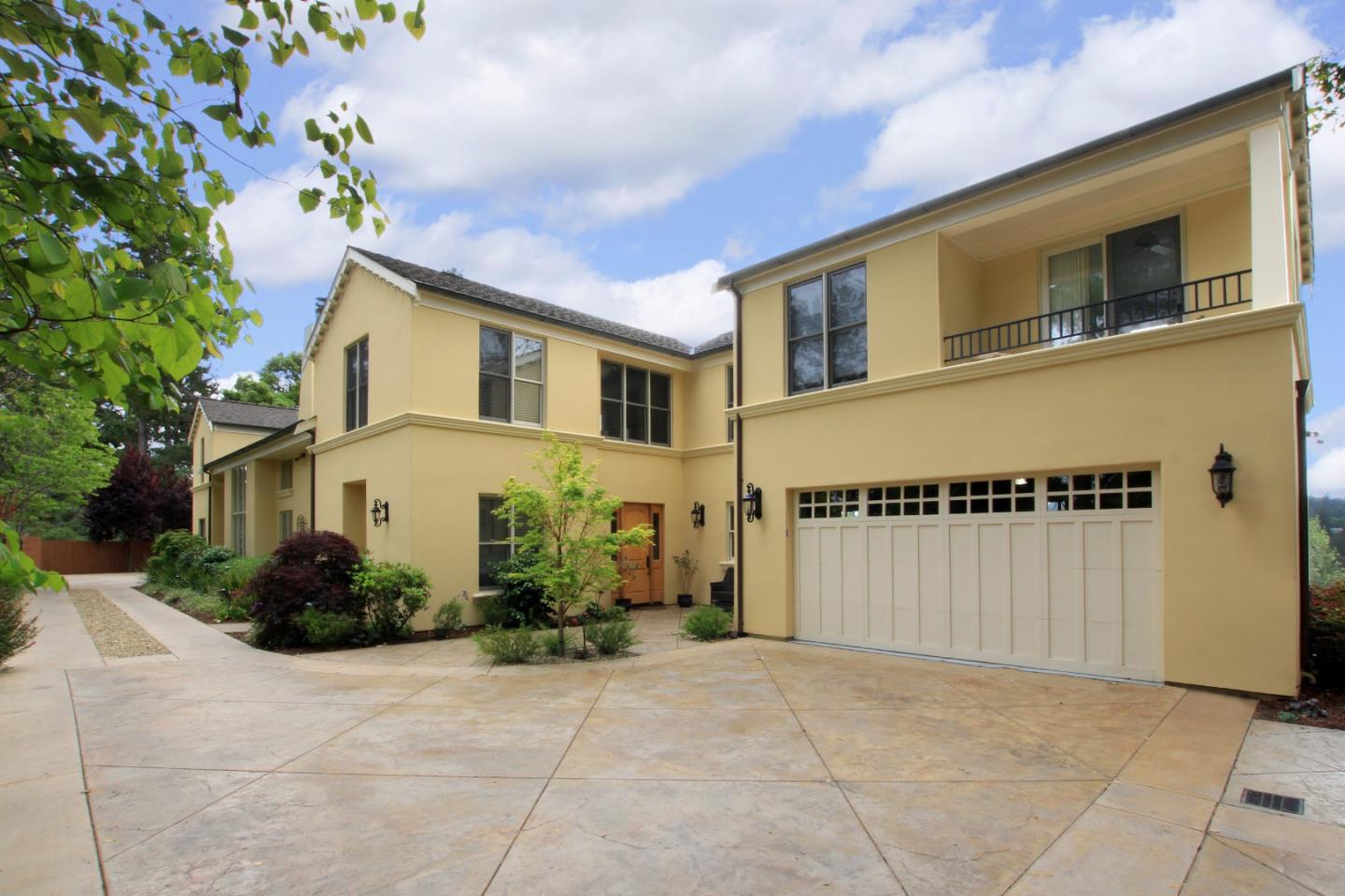 595 Day Valley Road Aptos, CA 95003 - Photo 3 of 37 a front view of a house with garden