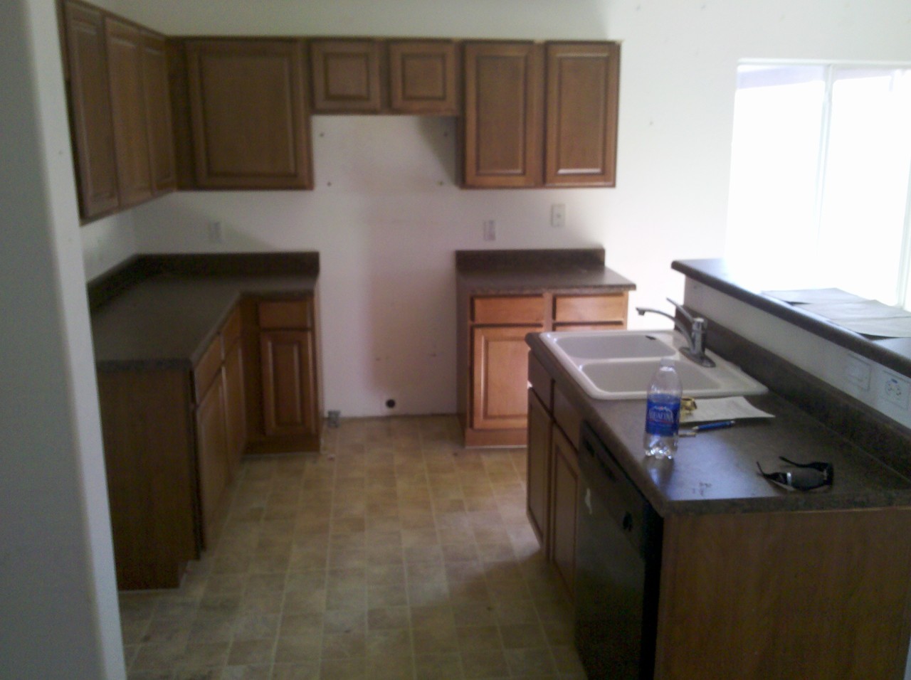 2919 West Grenadine Road Phoenix, AZ 85041 - Photo 2 of 5 -