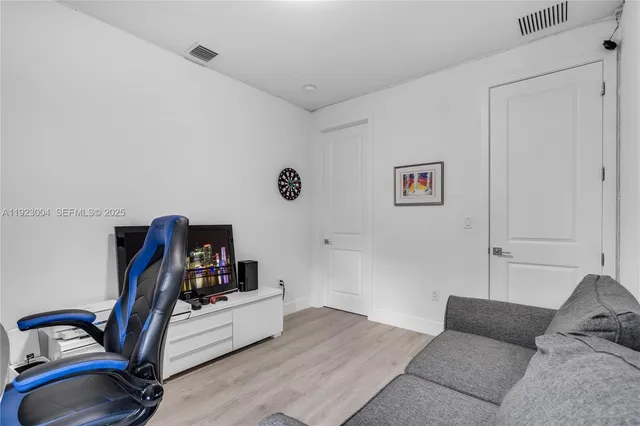 $6,550 | 4363 Northwest 81st Avenue, Doral, FL 33166