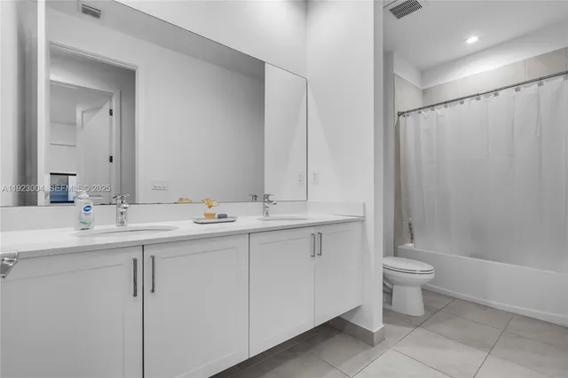 $6,550 | 4363 Northwest 81st Avenue, Doral, FL 33166