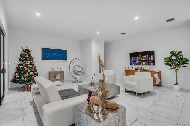 $6,550 | 4363 Northwest 81st Avenue, Doral, FL 33166