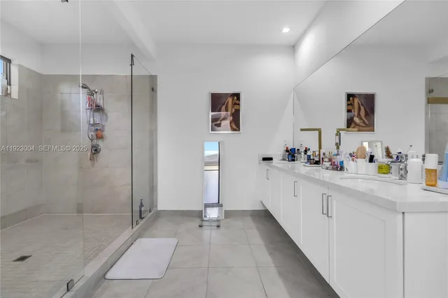 $6,550 | 4363 Northwest 81st Avenue, Doral, FL 33166