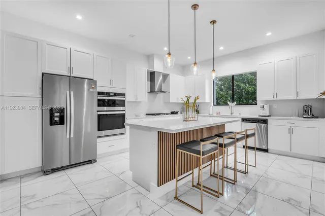 $6,550 | 4363 Northwest 81st Avenue, Doral, FL 33166