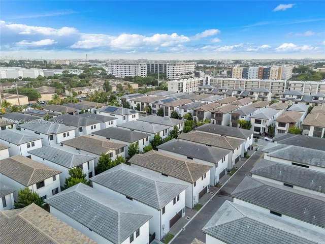 $6,550 | 4363 Northwest 81st Avenue, Doral, FL 33166