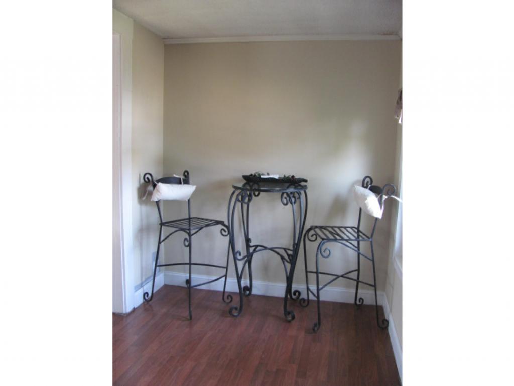 605 Collettes Grove Road Derry, NH 03038 - Photo 12 of 15
