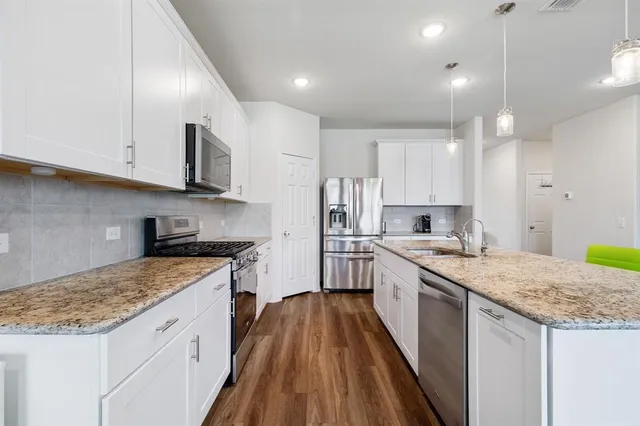 $2,370 | 802 Cormorant Street, Princeton, TX 75407