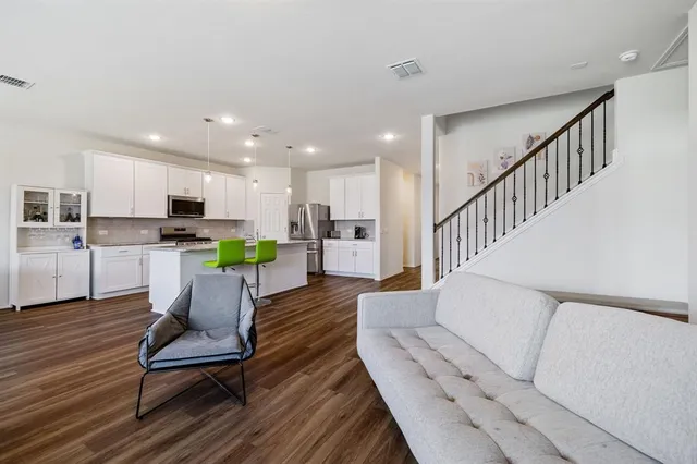 $2,370 | 802 Cormorant Street, Princeton, TX 75407