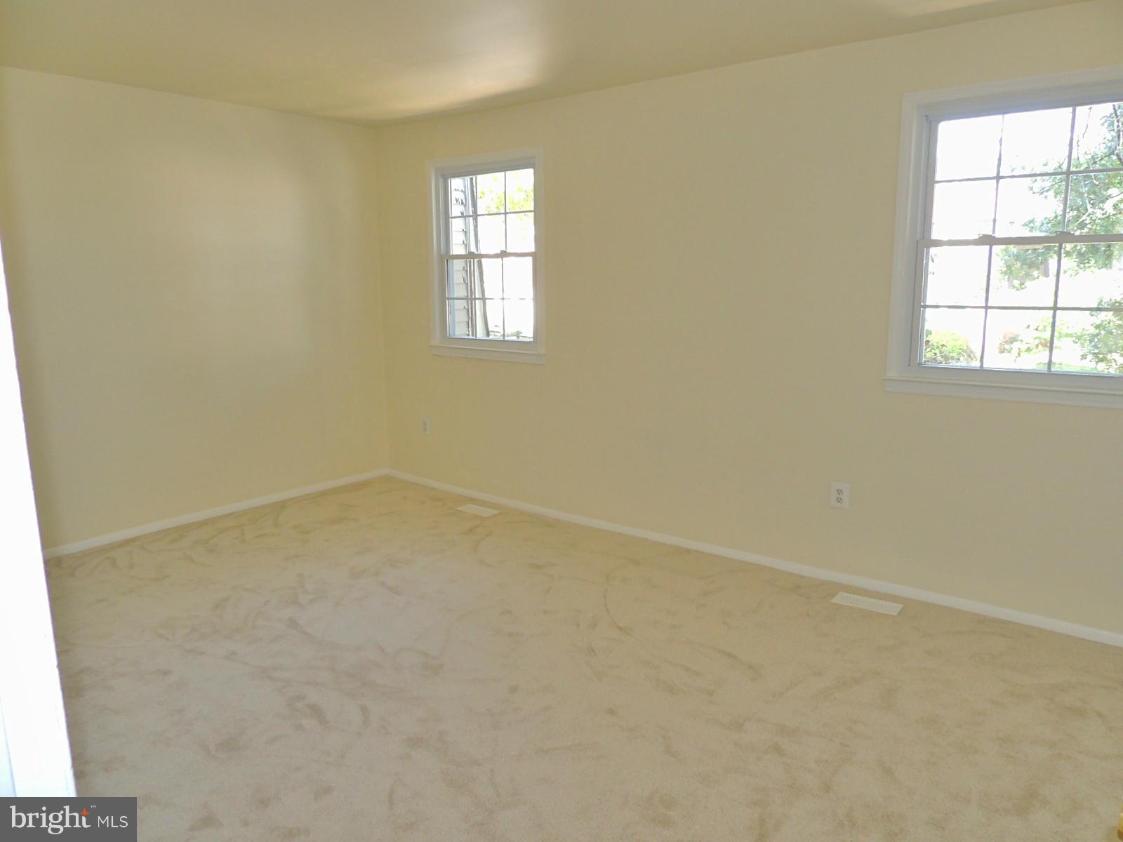 3792 Port Hope Point Triangle, VA 22172 - Photo 9 of 14 Bedroom (Master)