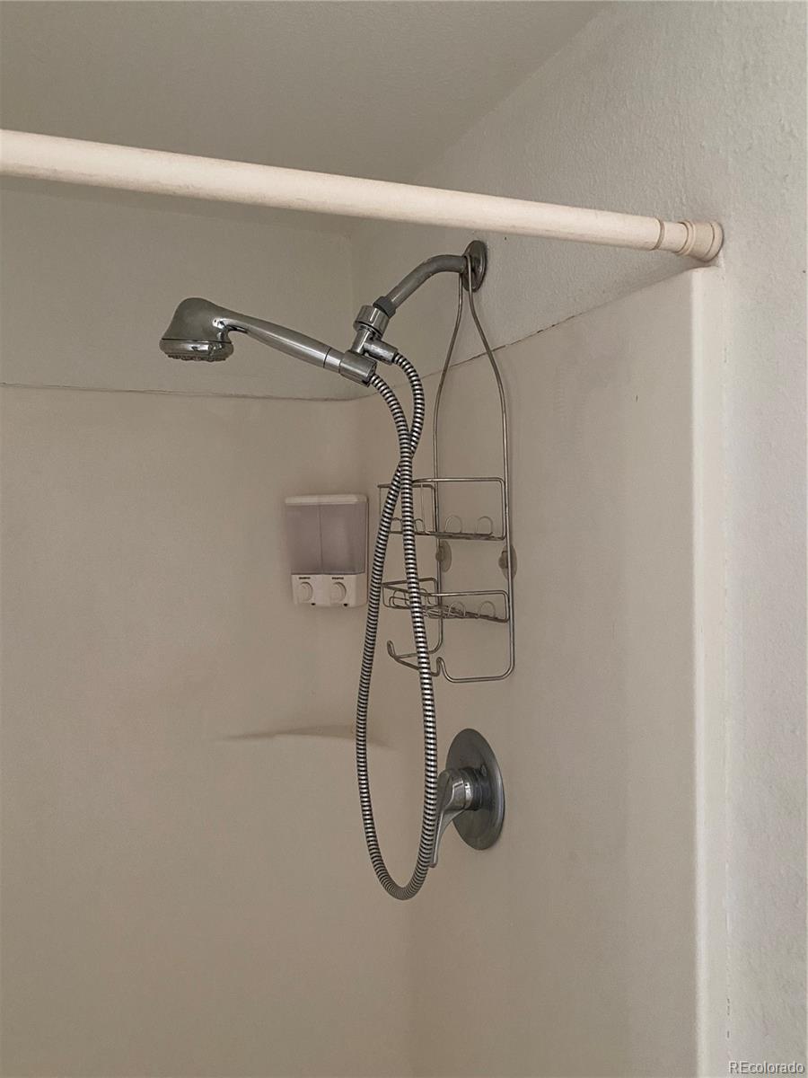 19230 Loop Road Colorado Springs, CO 80928 - Photo 15 of 19 Gallery Image 15