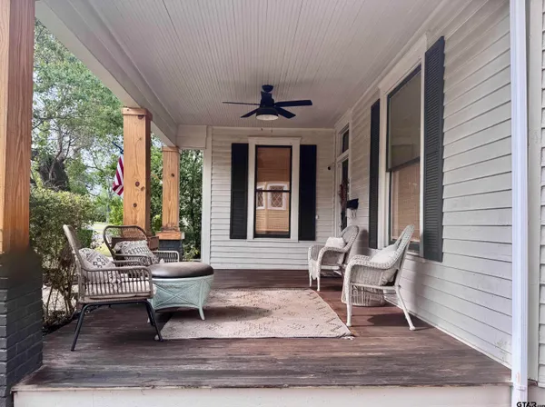 $349,000 | 408 South Sycamore Street, Palestine, TX 75801