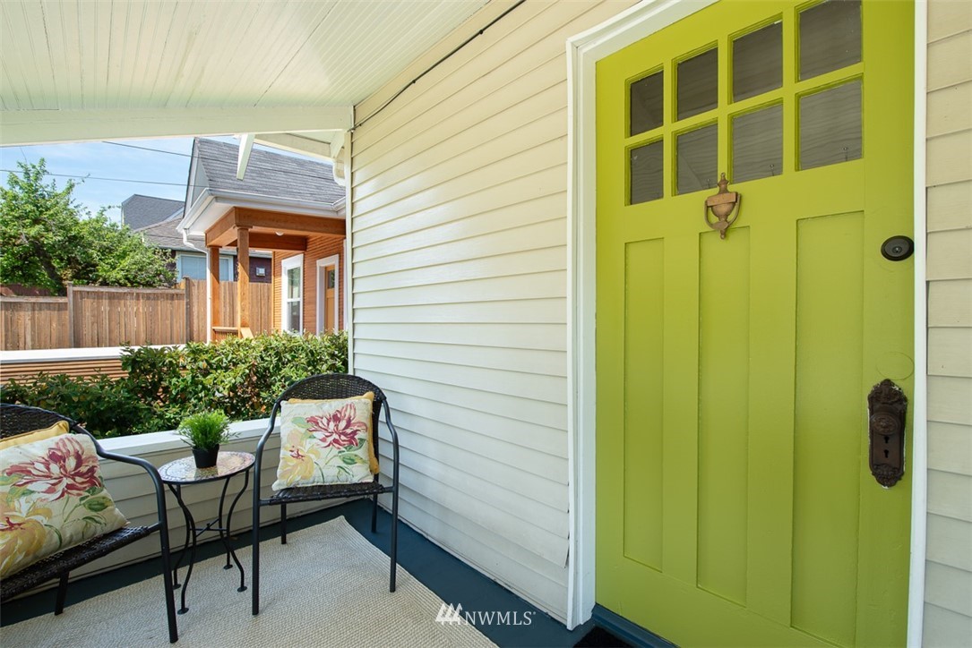 932 North 83rd Street Seattle, WA 98103 - Photo 2 of 25 Gallery Image 2