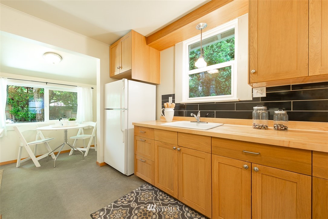 932 North 83rd Street Seattle, WA 98103 - Photo 11 of 25 Gallery Image 11