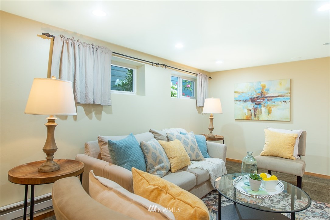 932 North 83rd Street Seattle, WA 98103 - Photo 16 of 25 Gallery Image 16