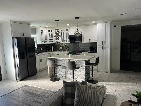 $4,500 | 823 Gwen Street, San Diego, CA 92114