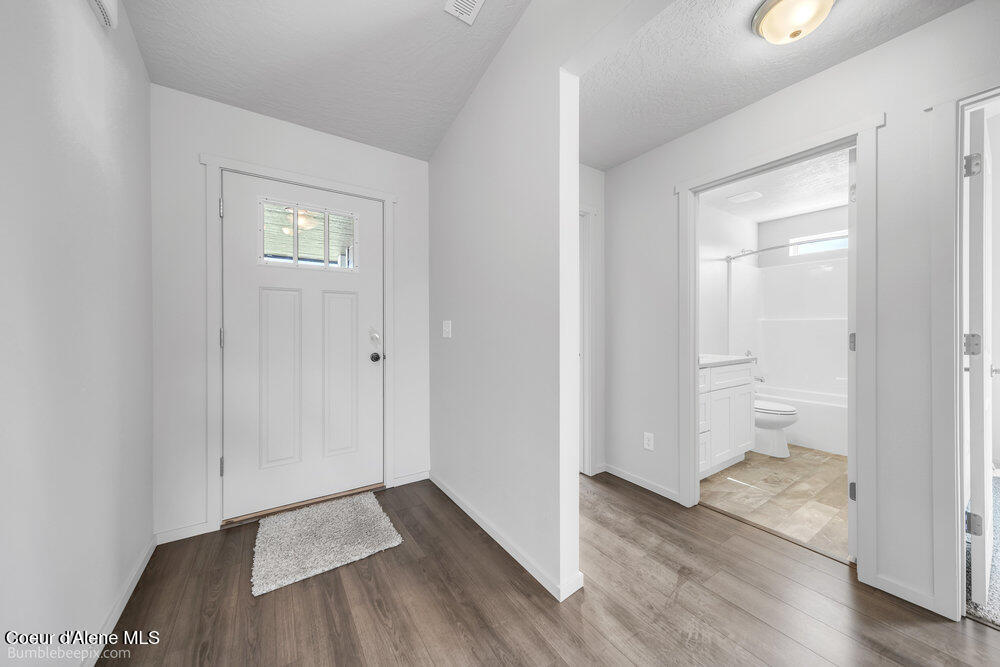 4320 North Arrowleaf Loop Post Falls, ID 83854 - Photo 12 of 37 bb193412-201_1