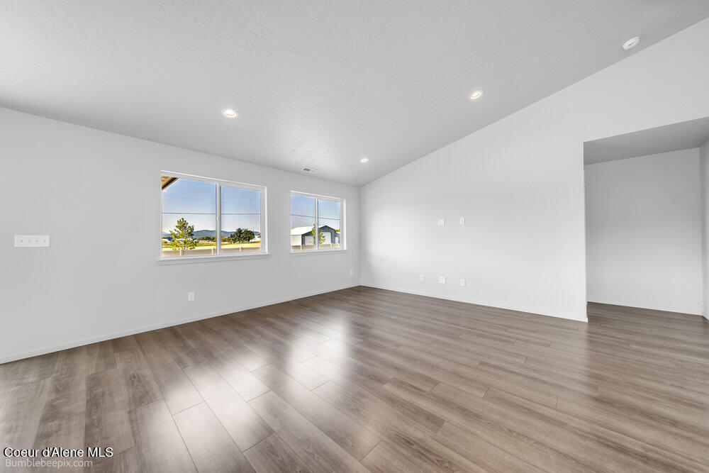 4320 North Arrowleaf Loop Post Falls, ID 83854 - Photo 22 of 37 bb193412-204_426