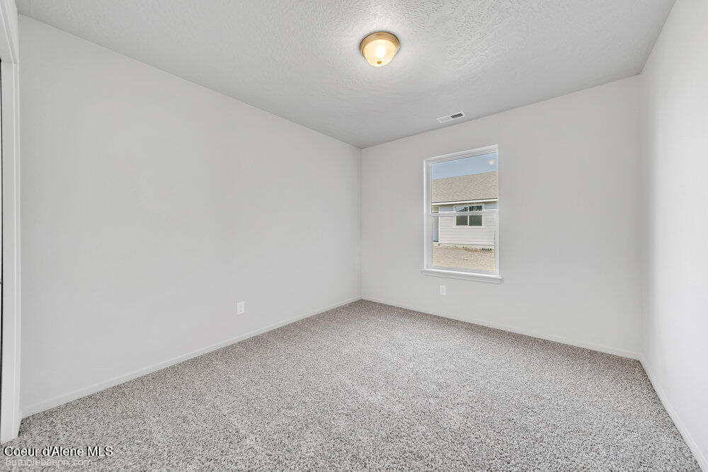 4320 North Arrowleaf Loop Post Falls, ID 83854 - Photo 31 of 37 bb193412-219_787