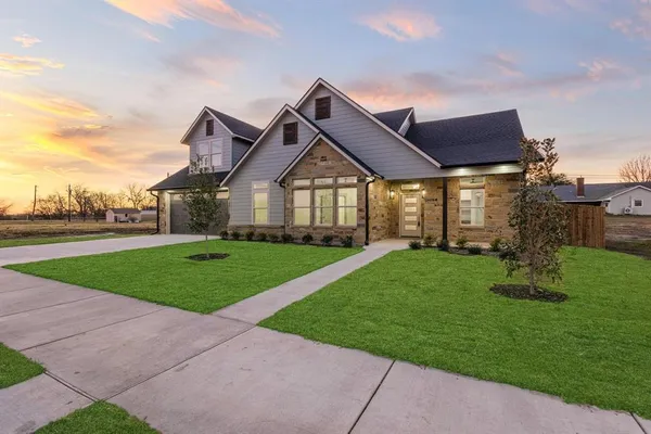 $625,000 | 512 Bandera Drive, Howe, TX 75459