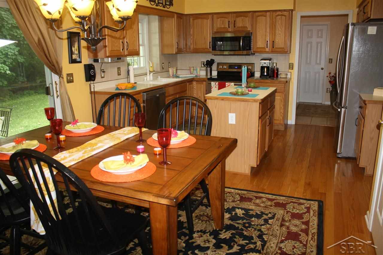 8633 Timber Trail Freeland, MI 48623 - Photo 12 of 19 31203536-11.JPG