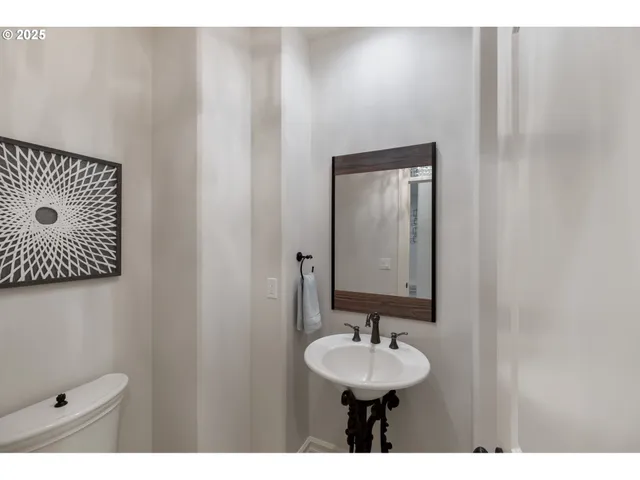 $1,450,000 | 846 55th Avenue Northwest, Salem, OR 97304