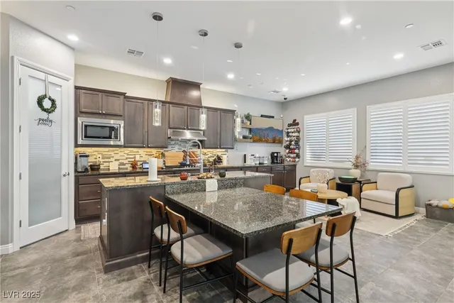 $885,000 | 2575 Millburn Drive, Henderson, NV 89044