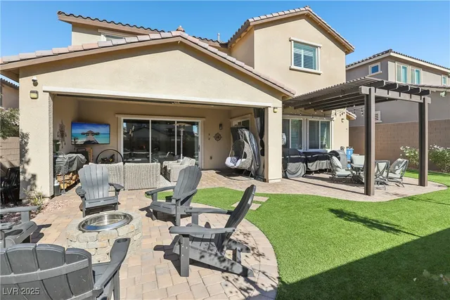 $885,000 | 2575 Millburn Drive, Henderson, NV 89044