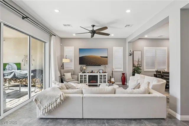 $885,000 | 2575 Millburn Drive, Henderson, NV 89044