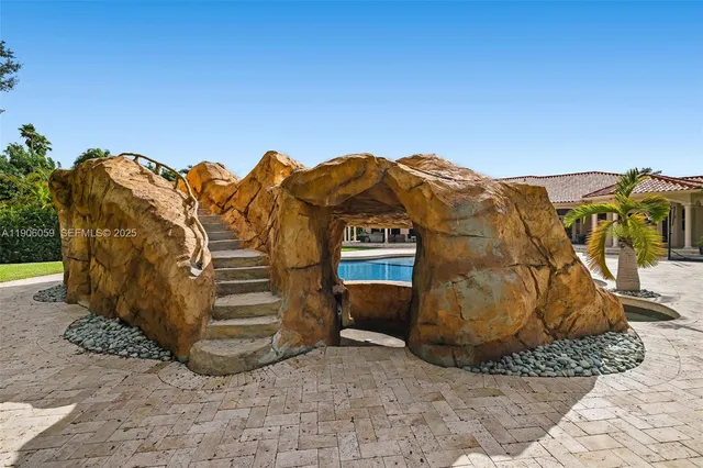 $3,150,000 | 12175 Southwest 80th Street, Miami, FL 33183