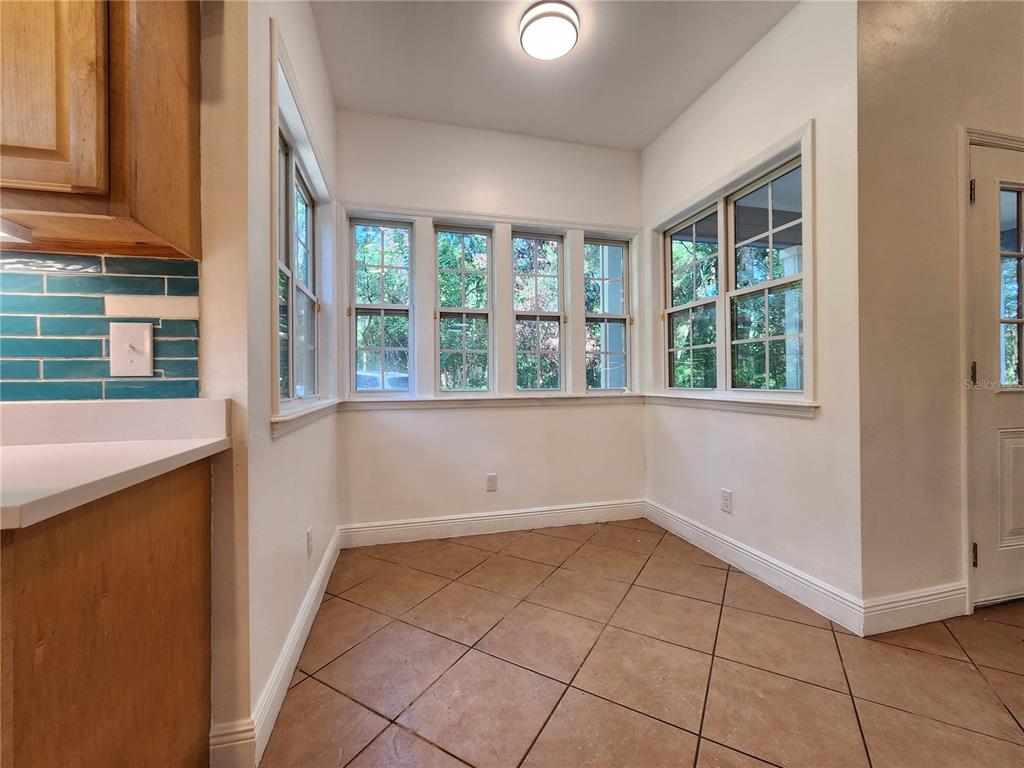 8909 Southeast 2nd Street Road High Springs, FL 32643 - Photo 13 of 26 Gallery Image 13