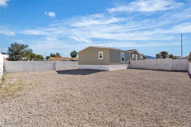 $338,000 | 4498 Crystal Peak Drive, Las Vegas, NV 89115
