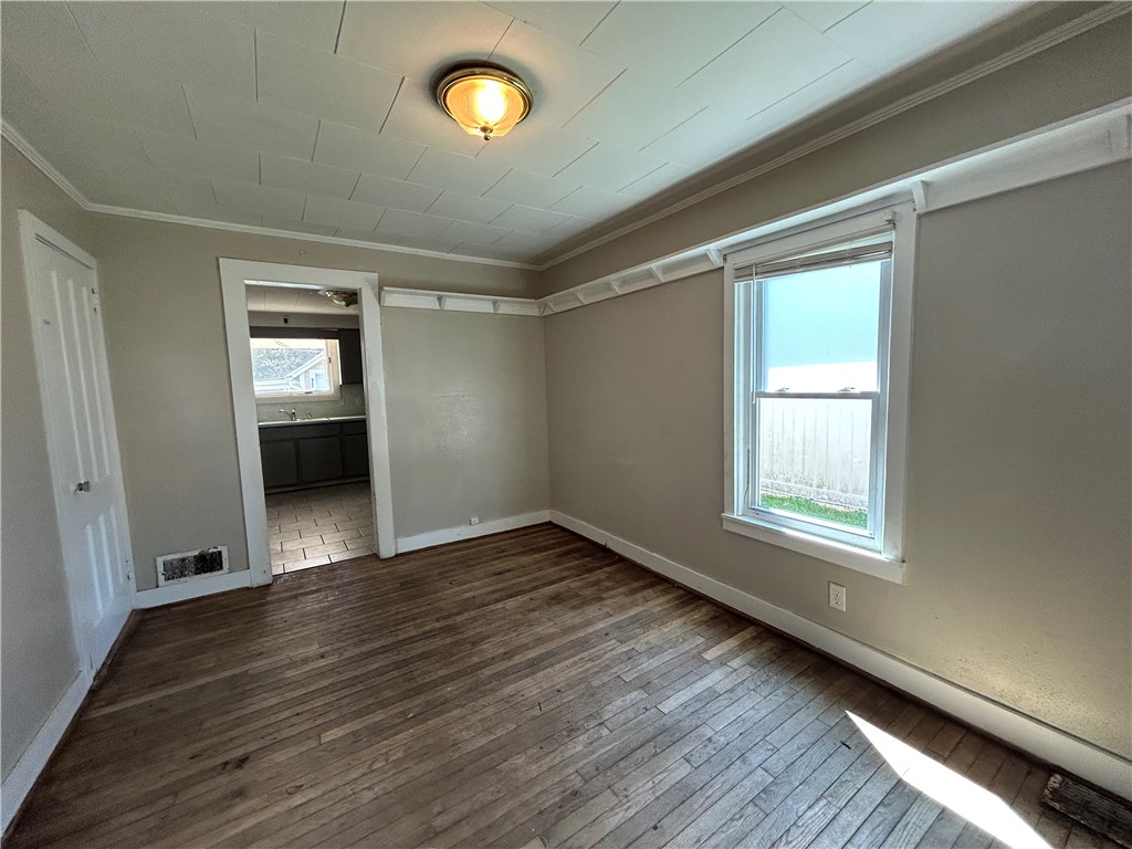 309 9th Street Dix, NY 14891 - Photo 2 of 19 Dining Room