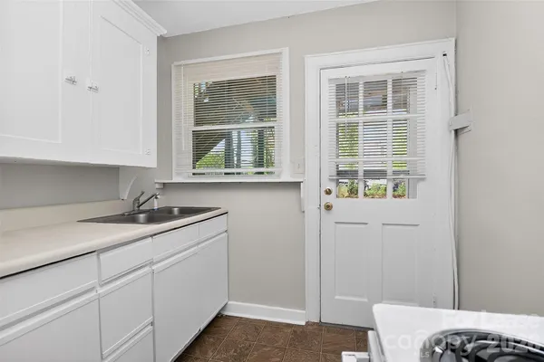 $1,080 | 1412 Park Drive, Unit 1, Charlotte, NC 28204