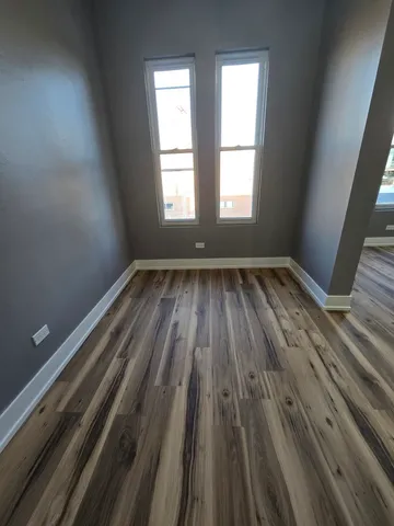 $2,000 | 3732 South Calumet Avenue, Unit 2, Chicago, IL 60653