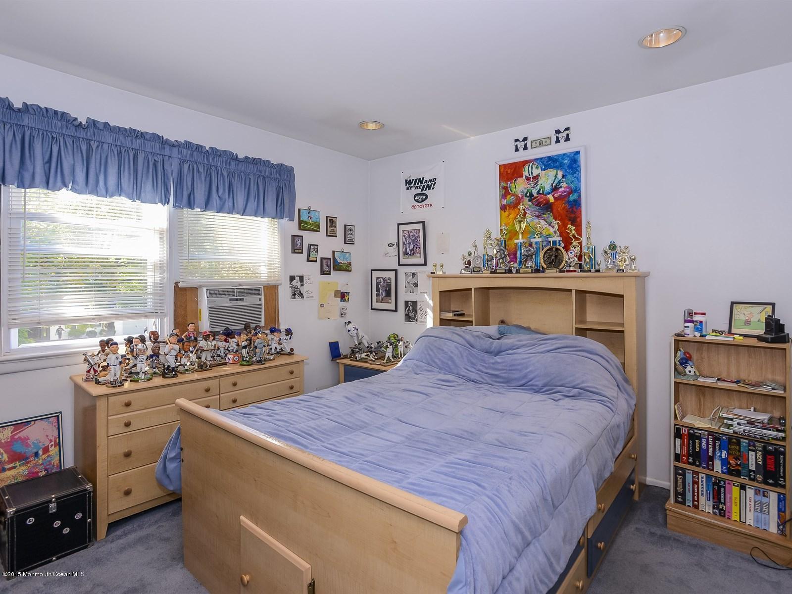 5 Dickson Road Marlboro, NJ 07746 - Photo 19 of 25 021_Bedroom