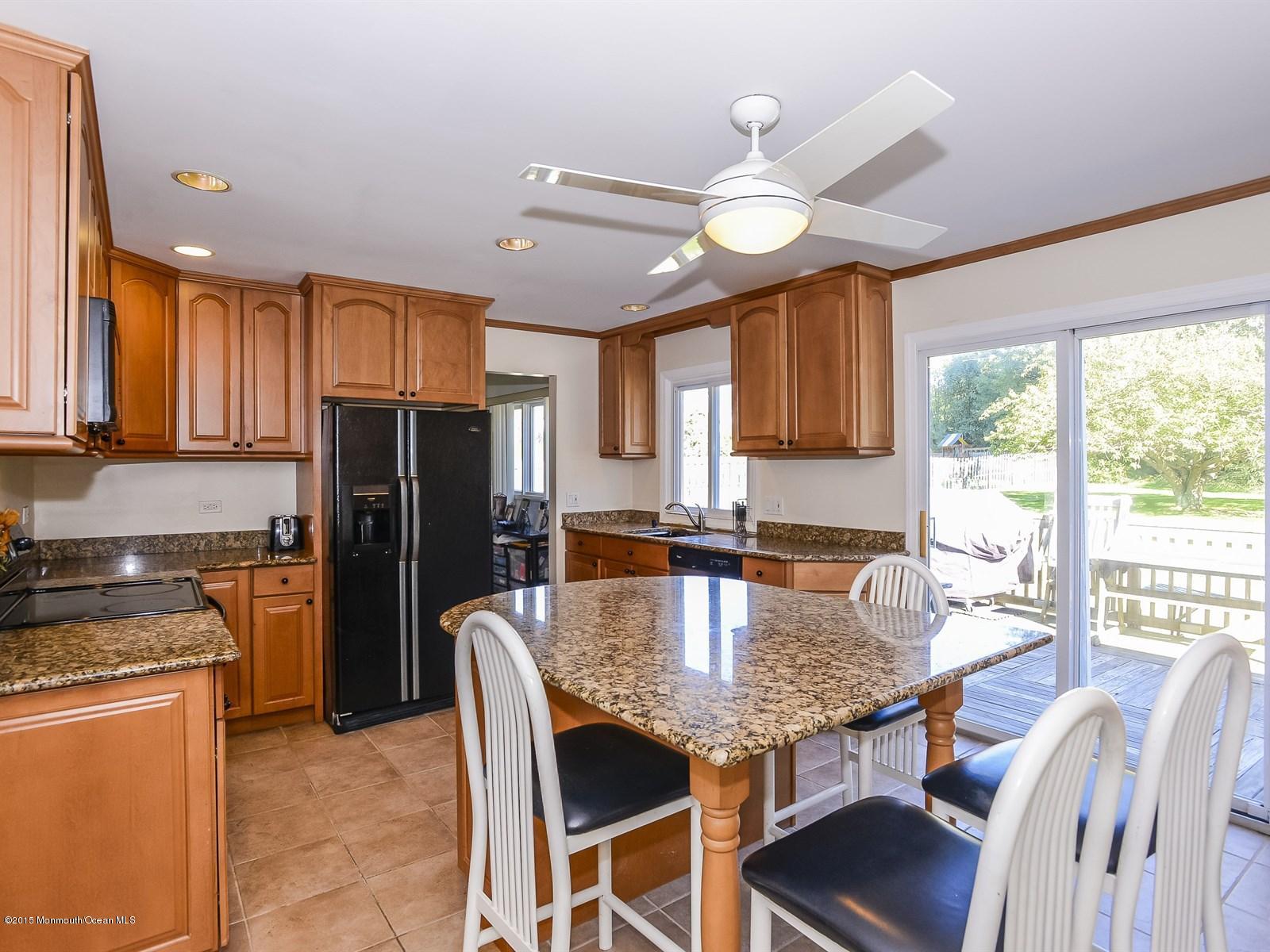 5 Dickson Road Marlboro, NJ 07746 - Photo 10 of 25 012_Kitchen