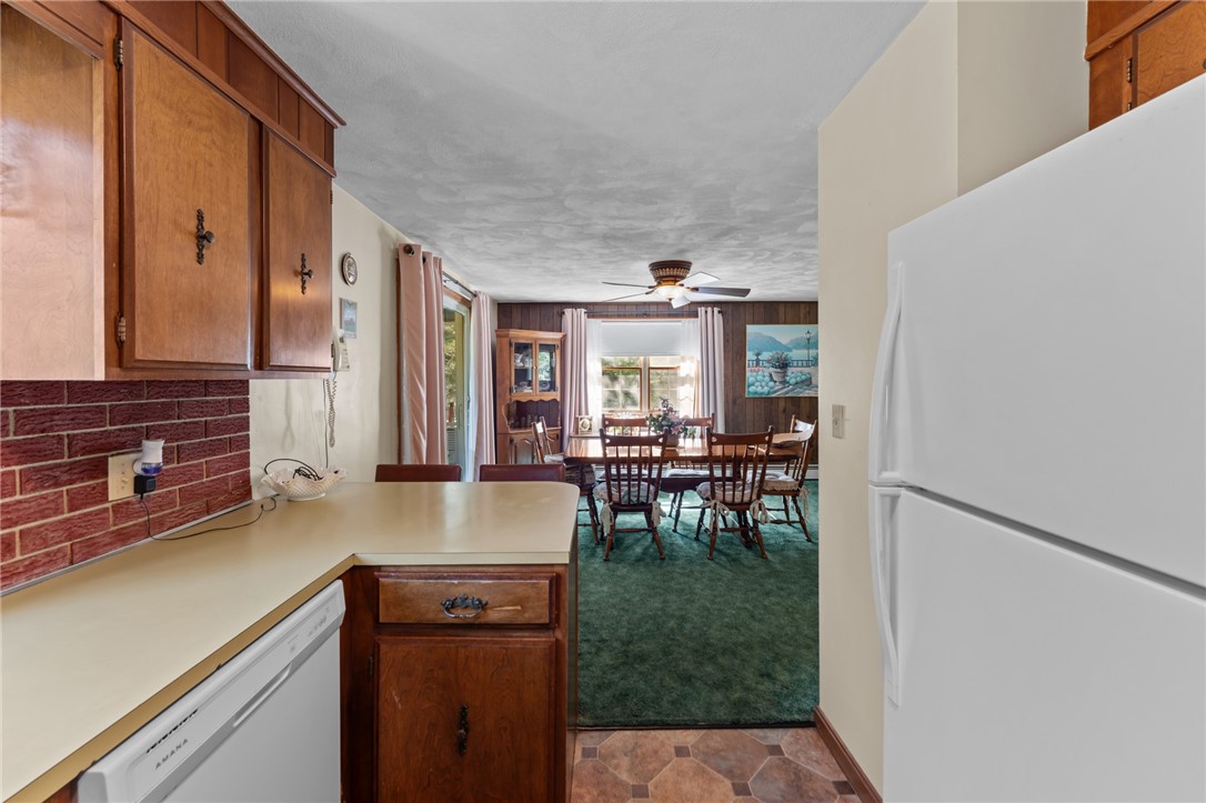 206 Rocky Hill Road Scituate, RI 02857 - Photo 24 of 40
