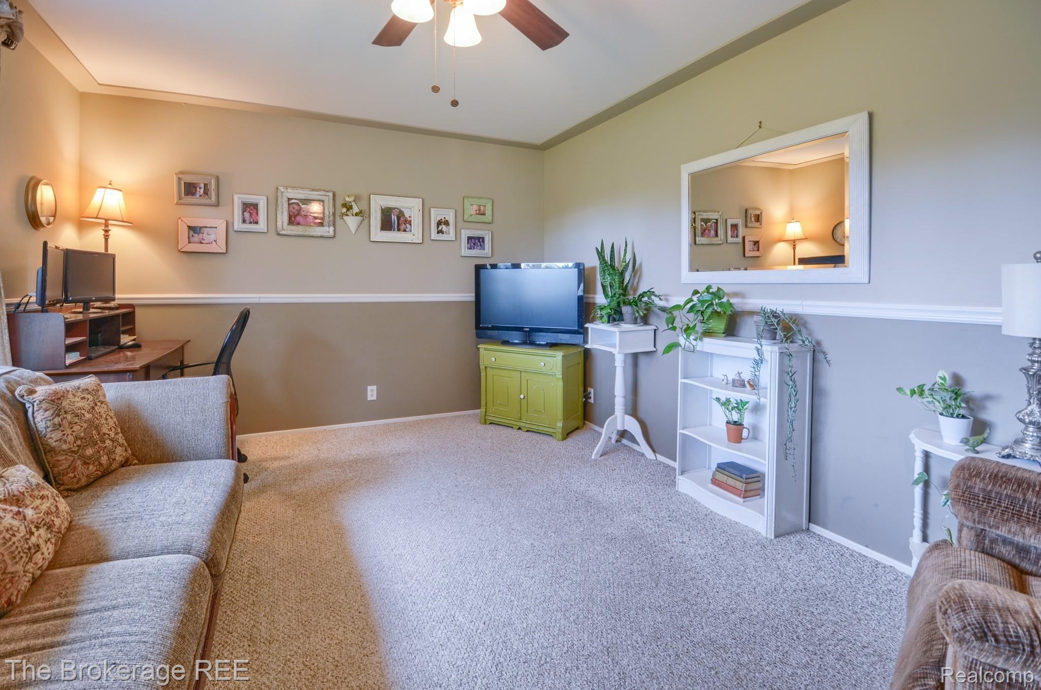 2304 East Cook Road Grand Blanc, MI 48439 - Photo 12 of 32 SD3_4756-HDR(5).jpg