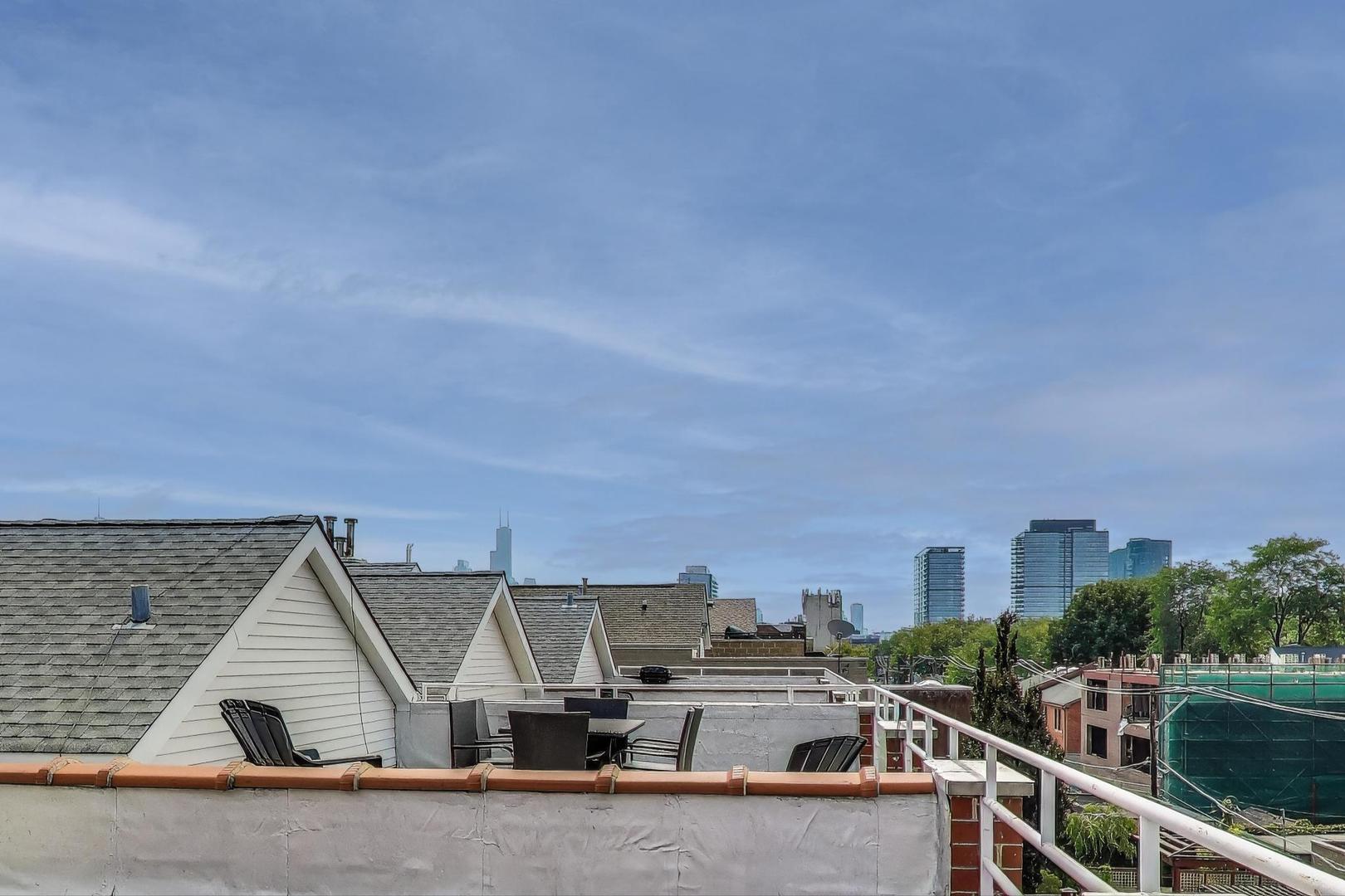 1862 North Halsted Street, Unit 3N Chicago, IL 60614 - Photo 23 of 25 an aerial view of multiple house